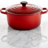 Signature Round Dutch Oven 5.5 qt Cerise