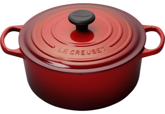 Signature Round Dutch Oven 5.5 qt Cerise